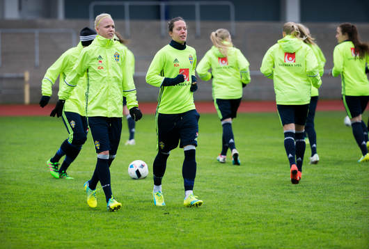 Caroline Seger och Lina Nilsson