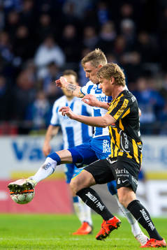 IFK Göteborgs Sören Rieks och Häckens Rasmus Schuller