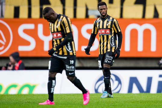Häckens John Owoeri och Mohammed Abubakari deppar