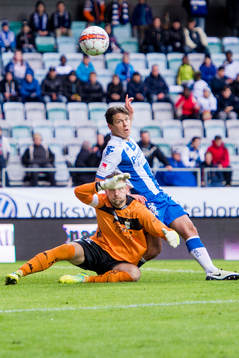 IFK Göteborgs Mads Albeck och målvakt John Alvbåge
