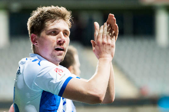 IFK Göteborgs Mikael Boman tackar publiken