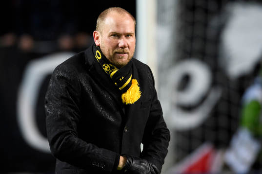 En glad Elfsborgs manager Magnus Haglund