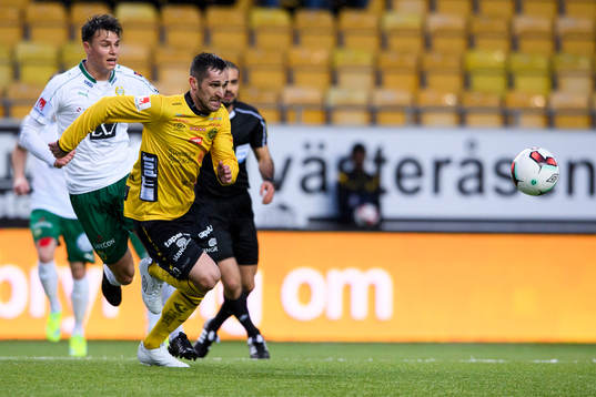 Elfsborgs Emir Bajrami och Hammarbys Melker Hallberg