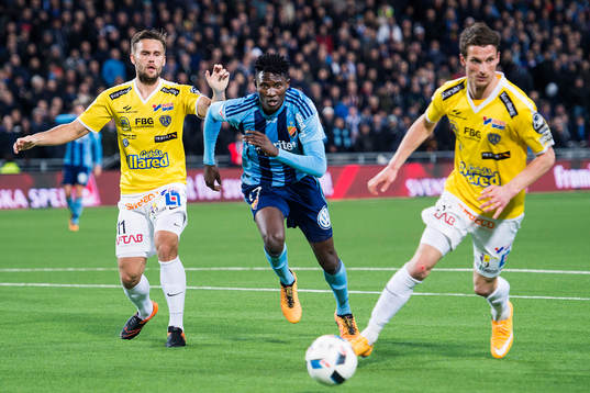Djurgårdens Michael Olunga utmanar Falkenbergs Johannes