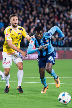 Falkenbergs Johannes Vall och Djurgårdens Michael Olunga