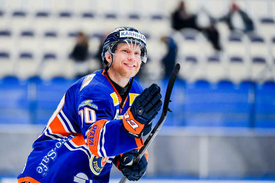 Växjös Richard Gynge jublar