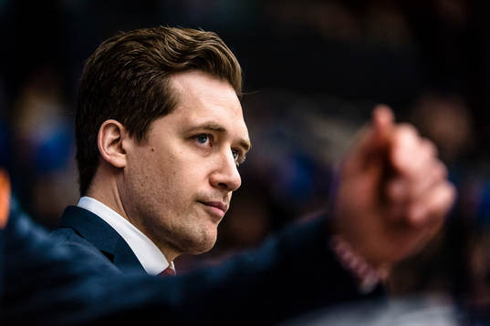 Växjös tränare Sam Hallam