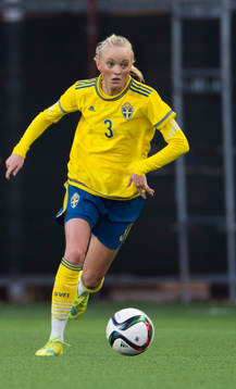 Sveriges Emma Pennsäter i EM-kvalet mot Österrike för F19