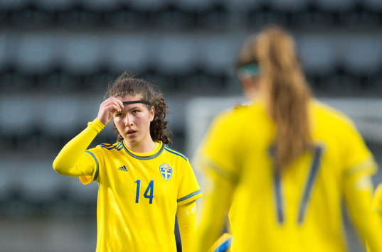 Sveriges Loreta Kullashi deppar