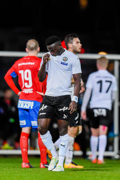 Örebros Alhassan Kamara deppar