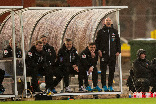 Helsingborgs manager Henrik Larsson (th)