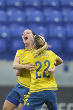 Sveriges Emilia Appelquist jublar