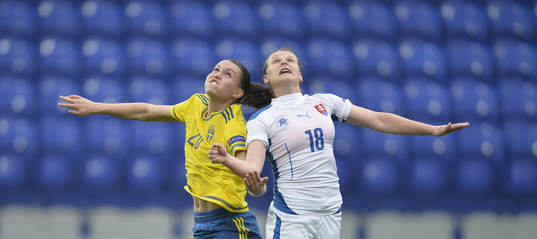 Sveriges Emilia Applequist och Slovakiens Dominika