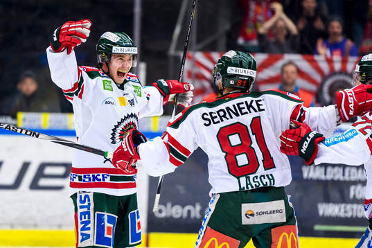 Frölundas Artturi Lehkonen (v) jublar