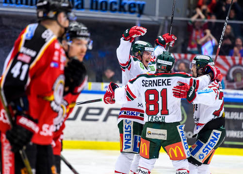 Frölundas Artturi Lehkonen (v) jublar