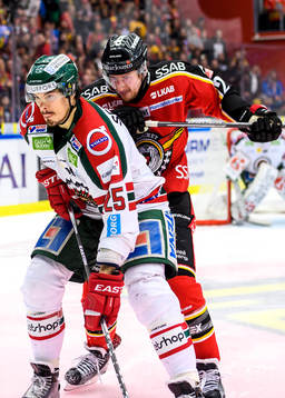 Frölundas Oliver Lauridsen och Luleås Anton Hedman