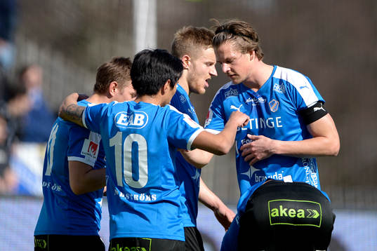 Halmstads Fredrik Olsson jublar