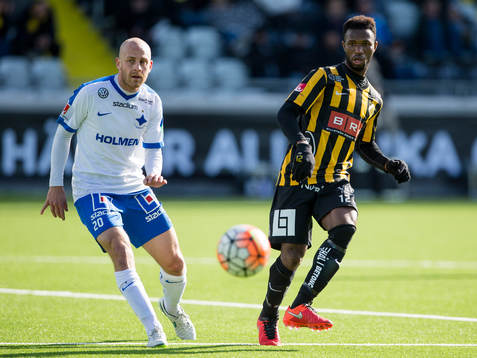 Norrköpings Daniel Sjölund och Häckens Mohammed Abubakari