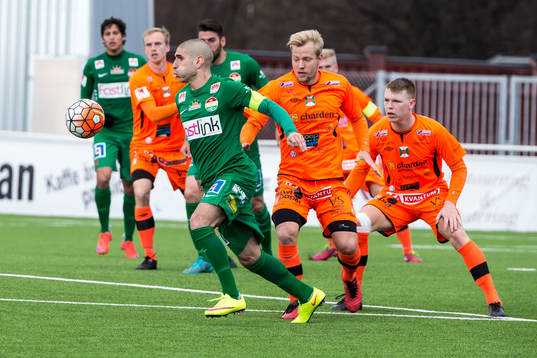 Dalkurds Rawez Lawan  i fotbollsmatchen i superettan mellan