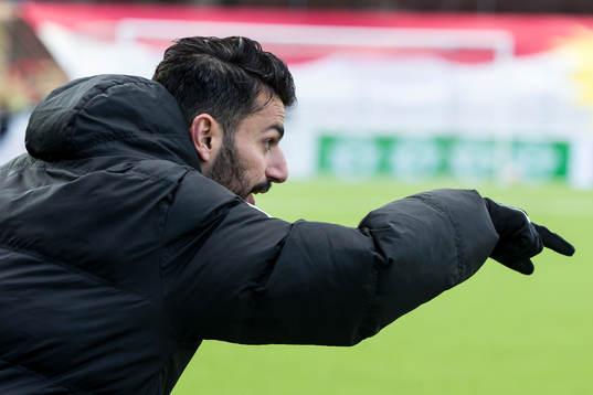 Dalkurds Poya Asbaghi i fotbollsmatchen i superettan mellan