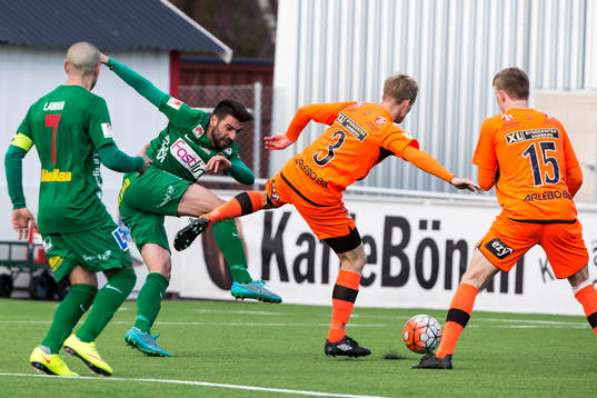 Chans för Dalkurds Rawez Lawan  i fotbollsmatchen i