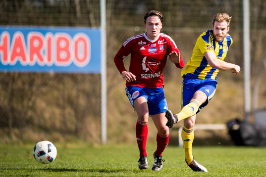 Eskilsminnes Emil Åberg och Sävedalens Fredrik Alnäs