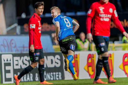 Halmstads Alexander Ruud Tveter jublar