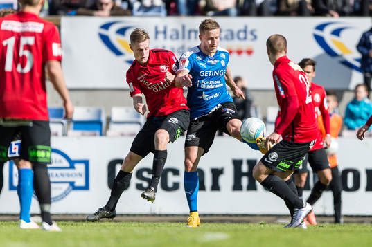 Trelleborgs Mattias Håkansson och Halmstads Alexander Ruud