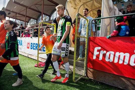 GAIS Carl Nyström kliver in på planen