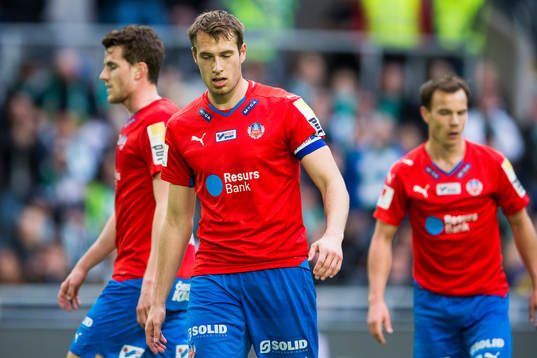 Helsingborgs Frederik Helstrup ser deppig ut