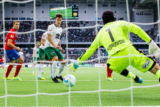 Helsingborgs Frederik Helstrup och Hammarbys Melker