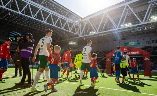 Spelarna gör entré