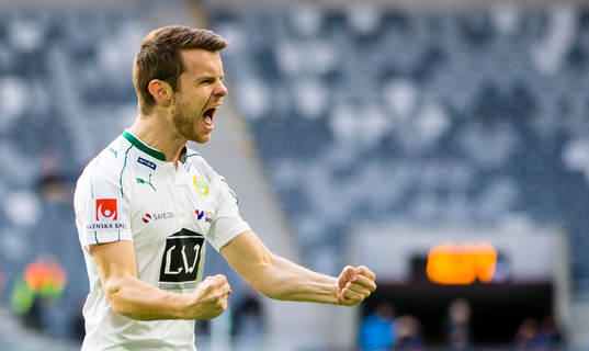 Hammarbys Måns Söderqvist firar 4-1 målet