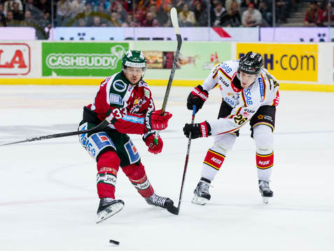 Frölundas Elias Fälth mot Luleås Peter Cehlarik