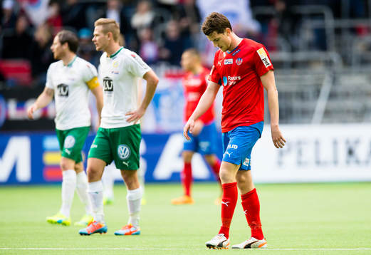 Helsingborgs Jesper Björkman ser deppig ut