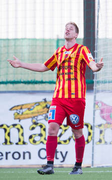 Syrianskas Mattias Liljestrand reagerar