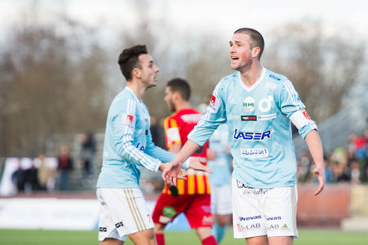 Degerfors Tobias Solberg reagerar på att ha fått sitt