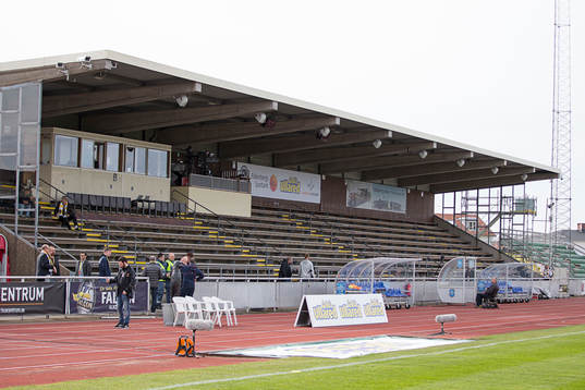 Falkenbergs huvudläktare