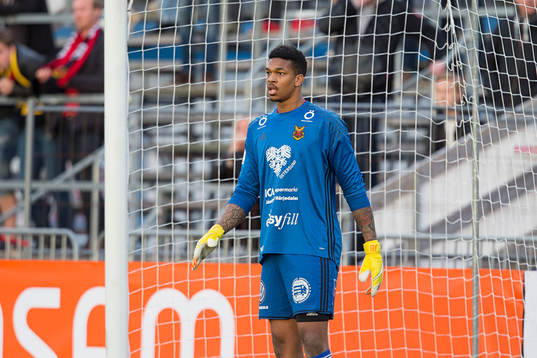 Östersunds målvakt Jamal Blackman