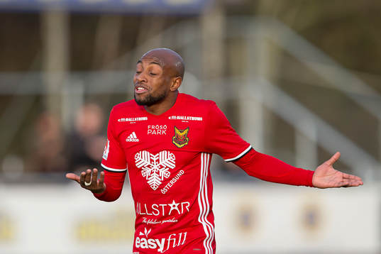 Östersunds Fouad Bachirou deppar