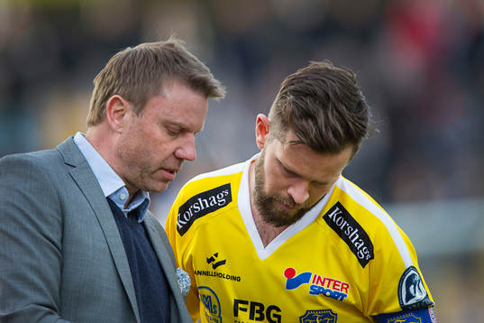 Falkenbergs tränare Hans Eklund och Falkenbergs lagkapten