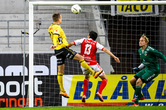 Elfsborgs Viktor Prodell nickar in 3-2