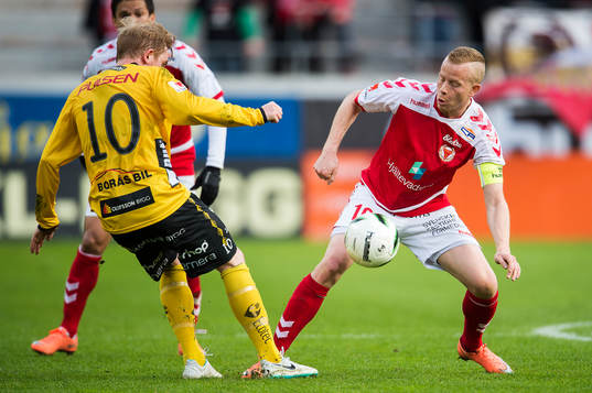 Kalmars Tobias Eriksson och Elfsborgs Simon Lundevall