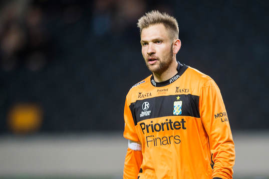 IFK Göteborgs målvakt John Alvbåge deppar