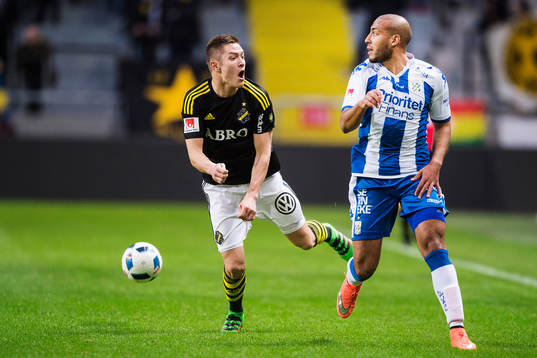 s Haukur Heidar Hauksson reagerar