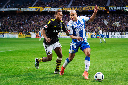 s Carlos Strandberg och IFK Göteborgs Haitam Aleesami