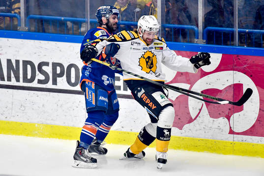 Växjös Cory Murphy och Skellefteås Mattias Ritola