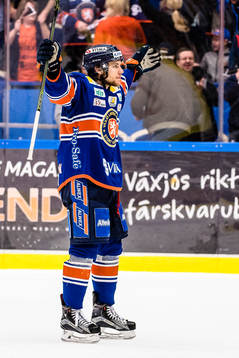 Växjös Eric Martinsson jublar