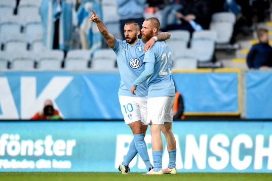Malmö FFs Guillermo Molins jublar med Jo Inge Berget