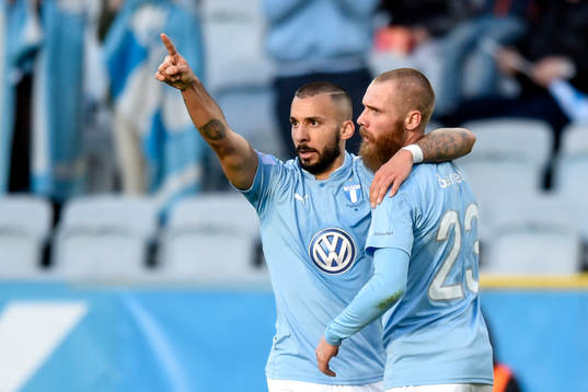 Malmö FFs Guillermo Molins jublar med Jo Inge Berget